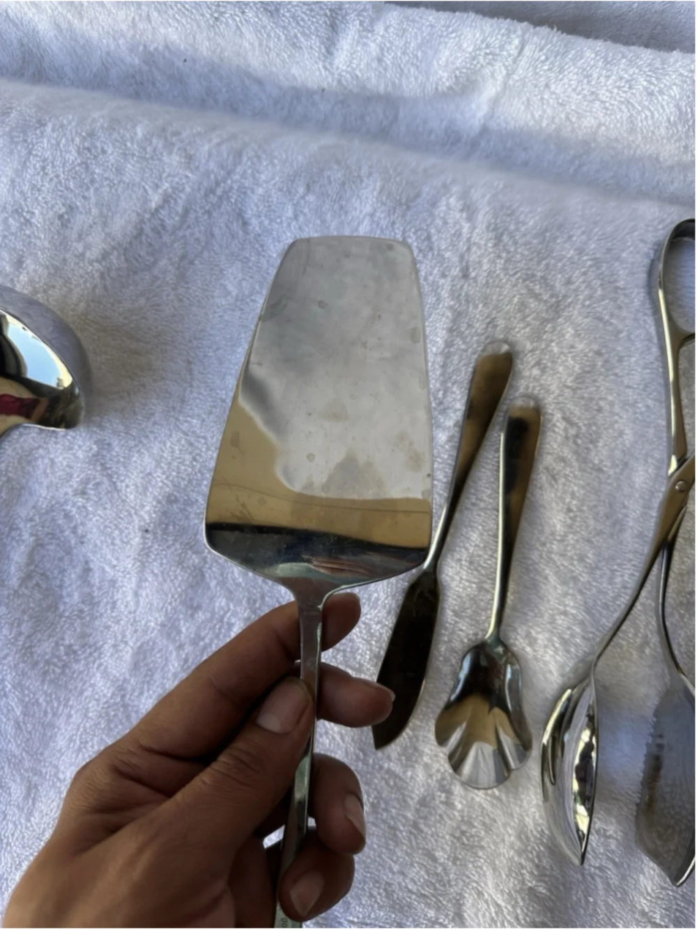 Stainless Steel Silver 5-Piece Serving Utensils Set: Ladle Spoon Fork Spatula